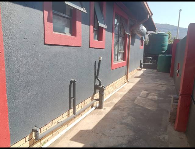 4 BEDROOM HOUSE FOR SALE IN TLHABANE WEST